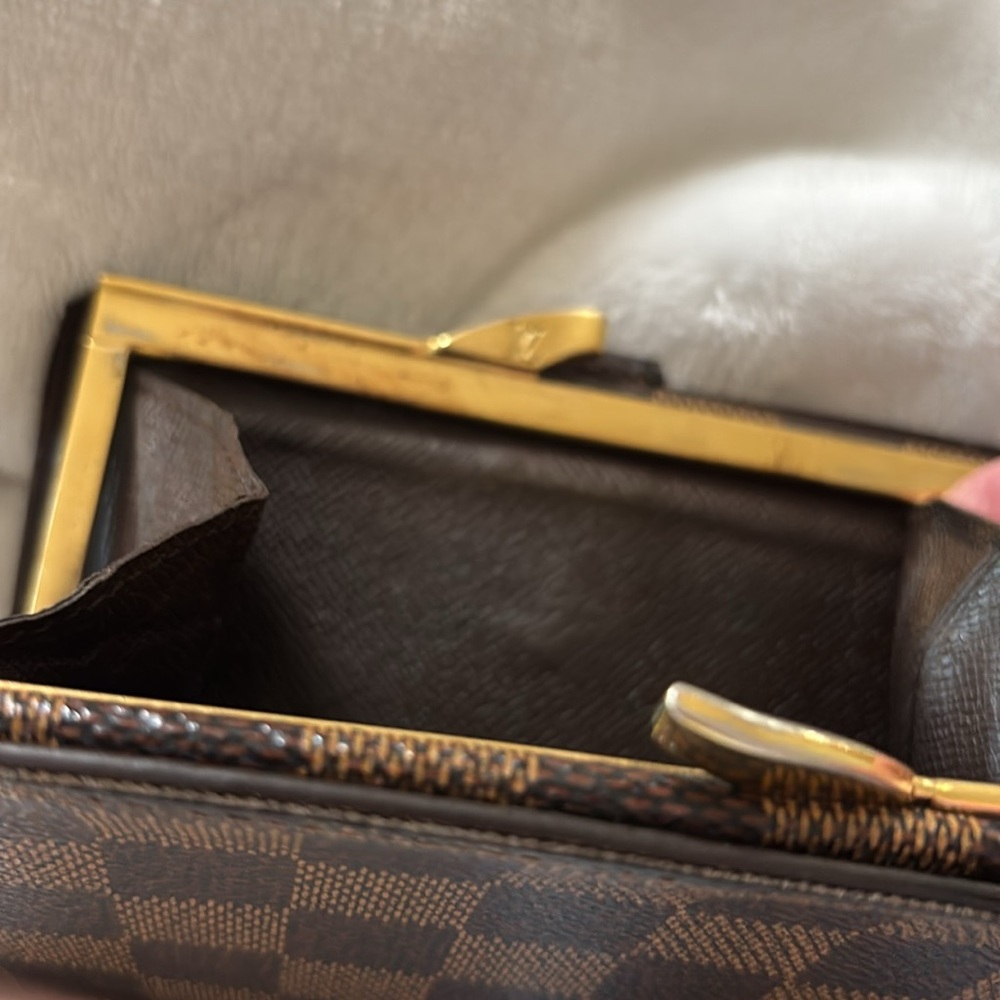 Louis Vuitton Brown and Tan Checkered Wallet - Picture 8 of 11